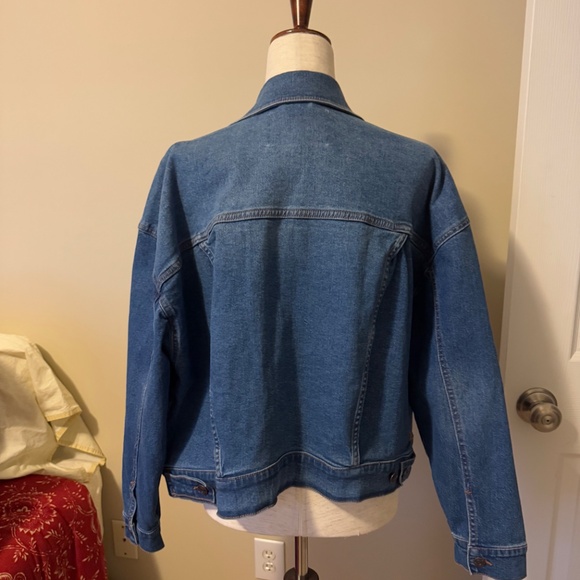 Gloria Vanderbilt x Christian Siriano Denim Jacket - Picture 2 of 4